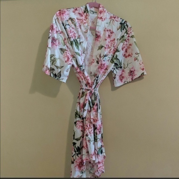 Mumu Robe - Picture 4 of 4